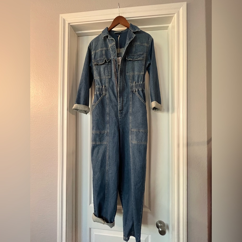 Women's Denim One Piece Jumpsuit NWT (size 4)
